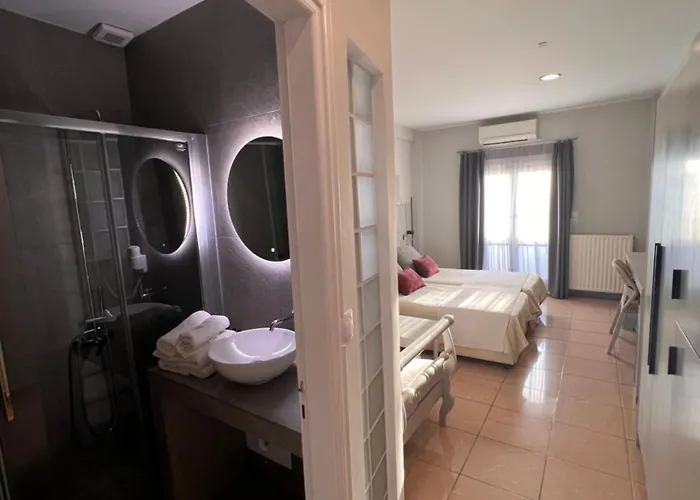 Theoxenia Caldera Hotel Fira (Santorini)