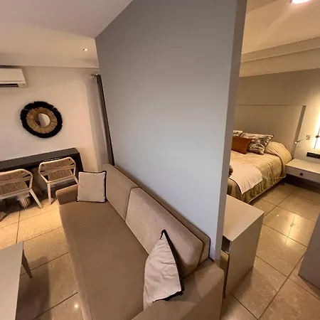 فندق بوتيك ثيوكسينيا 4*