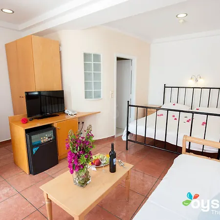 Hotel Theoxenia Caldera 4*