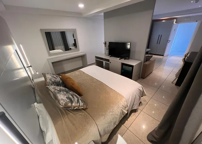 Theoxenia Caldera Hotel 4*