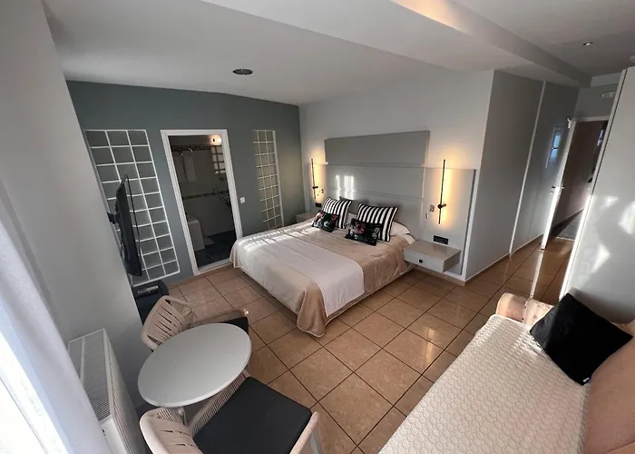 Theoxenia Caldera 4* Fira (Santorini)