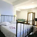 Theoxenia Caldera 4* Firá
