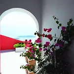 Theoxenia Caldera Hotel